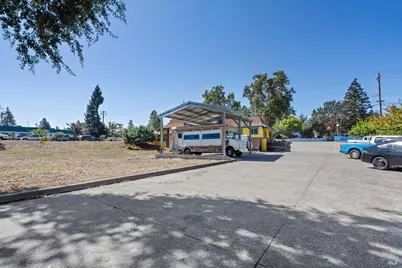 1015 Gravenstein Avenue, Sebastopol, CA 95472 - Photo 28