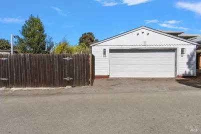 428 E I Street, Benicia, CA 94510 - Photo 28