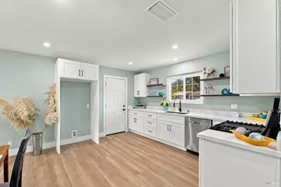405 Priddy Drive, Dixon, CA 95620 - Photo 4
