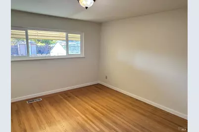 2117 Harris Court, Santa Rosa, CA 95401 - Photo 20