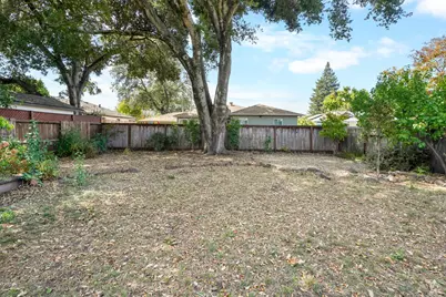 2117 Harris Court, Santa Rosa, CA 95401 - Photo 38
