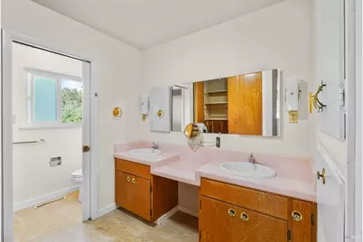 2117 Harris Court, Santa Rosa, CA 95401 - Photo 46