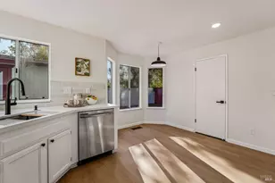 341 Ridgecrest Cir, Suisun City, CA 94585 - Photo 22