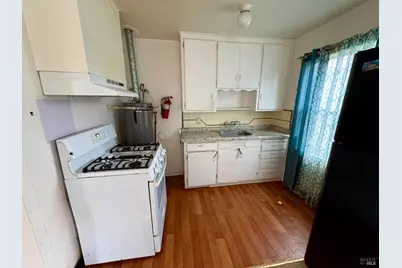 909 Hendley Street, Santa Rosa, CA 95404 - Photo 6