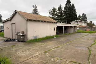 909 Hendley St, Santa Rosa, CA 95404 - Photo 32