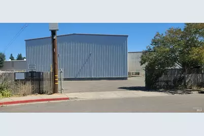 33 S University Street, Healdsburg, CA 95448 - Photo 12