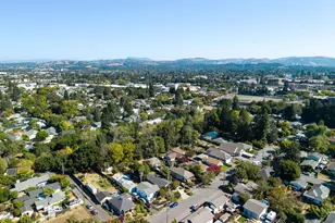 235 Willow St, Santa Rosa, CA 95401 - Photo 30