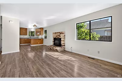 235 Willow Street, Santa Rosa, CA 95401 - Photo 4