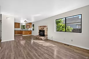 235 Willow St, Santa Rosa, CA 95401 - Photo 4