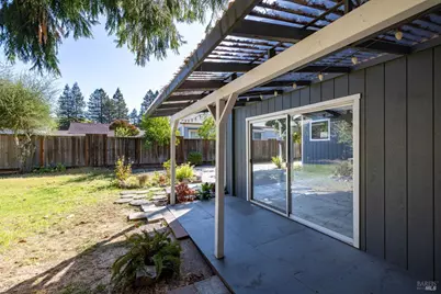 235 Willow Street, Santa Rosa, CA 95401 - Photo 22