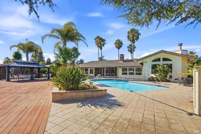 16 Aqua Vista Drive, San Rafael, CA 94901 - Photo 2