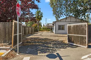 445 Windsor River Rd, Windsor, CA 95492 - Photo 32