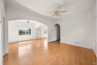 445 Windsor River Road, Windsor, CA 95492 - Photo 10