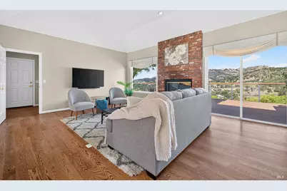 6347 Meadowridge Drive, Santa Rosa, CA 95409 - Photo 14