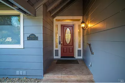 6401 Meadow Creek Lane, Santa Rosa, CA 95409 - Photo 2