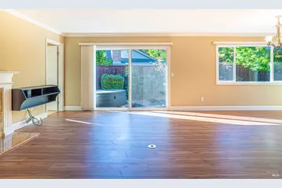 6401 Meadow Creek Lane, Santa Rosa, CA 95409 - Photo 6