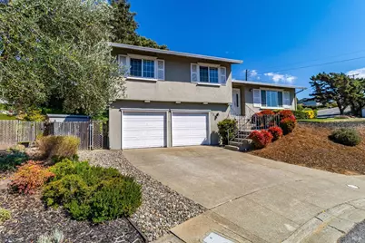 131 White Chapel Drive, Benicia, CA 94510 - Photo 2