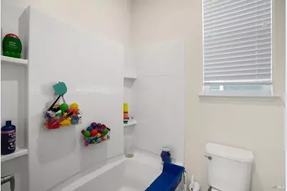 7465 Walker Way, Rohnert Park, CA 94928 - Photo 20