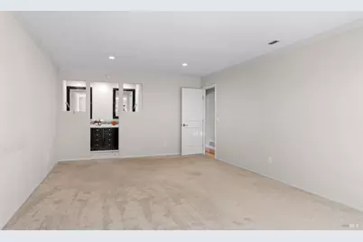 5260 San Luis Avenue, Santa Rosa, CA 95409 - Photo 32