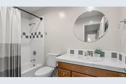 5260 San Luis Avenue, Santa Rosa, CA 95409 - Photo 28