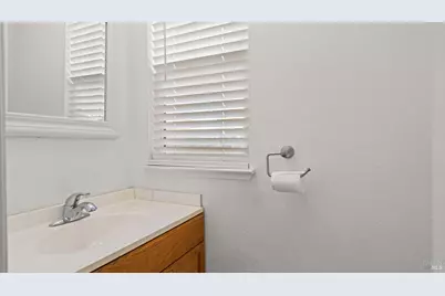 989 Kingwood Street, Santa Rosa, CA 95401 - Photo 16