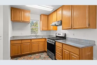 989 Kingwood Street, Santa Rosa, CA 95401 - Photo 14
