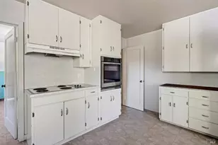 910 S Cloverdale Blvd, Cloverdale, CA 95425 - Photo 8