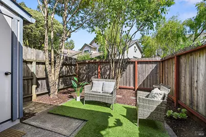 6 Conifer Square, Rohnert Park, CA 94928 - Photo 10