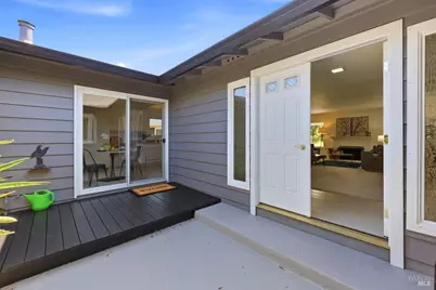 283 Belhaven Circle, Santa Rosa, CA 95409 - Photo 2