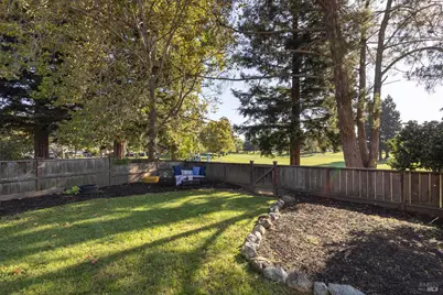 2371 Stonehouse Drive, Napa, CA 94558 - Photo 2