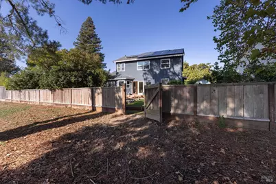 2371 Stonehouse Drive, Napa, CA 94558 - Photo 32