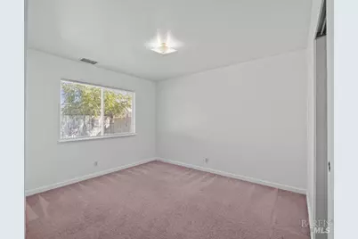 506 Nebraska Street, Fairfield, CA 94533 - Photo 32