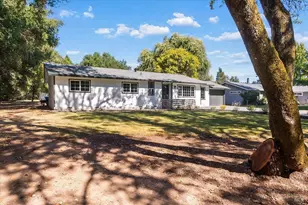 2460 W Dry Creek Rd, Healdsburg, CA 95448 - Photo 46