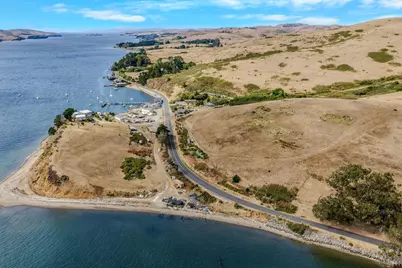 19145 Highway 1, Marshall, CA 94940 - Photo 10