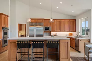 37 Nunes Dr, Novato, CA 94945 - Photo 14