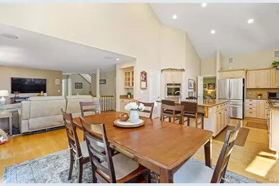 525 Malobar Drive, Novato, CA 94945 - Photo 8