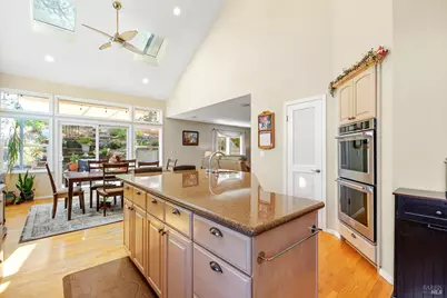 525 Malobar Drive, Novato, CA 94945 - Photo 4