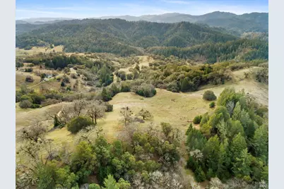 25400 Hulbert Road, Yorkville, CA 95494 - Photo 10