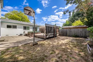 971 Estes Dr, Santa Rosa, CA 95409 - Photo 22