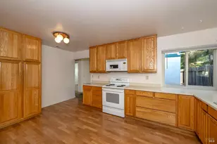971 Estes Dr, Santa Rosa, CA 95409 - Photo 2