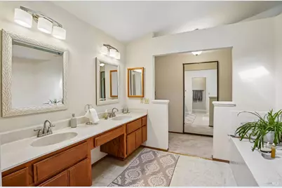 913 Stonewood Court, Vacaville, CA 95687 - Photo 38
