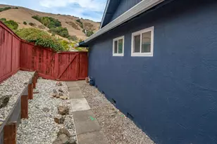 2595 Center Rd, Novato, CA 94947 - Photo 32