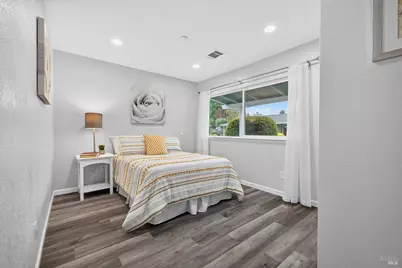 6837 Oak Leaf Drive, Santa Rosa, CA 95409 - Photo 24