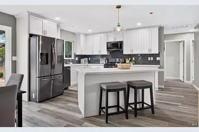 6837 Oak Leaf Drive, Santa Rosa, CA 95409 - Photo 10