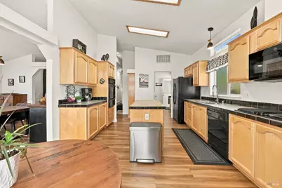 8126 C Street, Windsor, CA 95492 - Photo 14