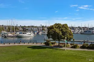 250 E 2nd St, Benicia, CA 94510 - Photo 4