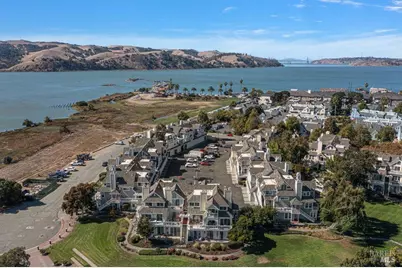 250 E 2nd Street, Benicia, CA 94510 - Photo 32