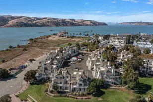 250 E 2nd St, Benicia, CA 94510 - Photo 32