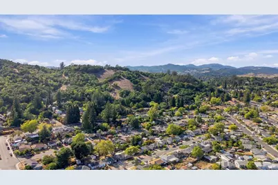129 Dewitt Avenue, Napa, CA 94558 - Photo 42