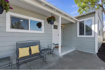 129 Dewitt Avenue, Napa, CA 94558 - Photo 2